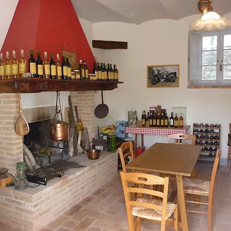 Dom wakacyjny Beautiful Holiday In Umbria With Swimming Pool